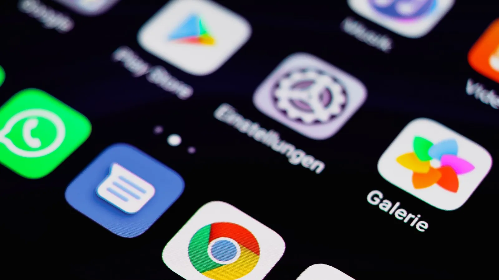 Stop App Overload: How Fewer Apps Can Boost Your Productivity — illustrative featured image