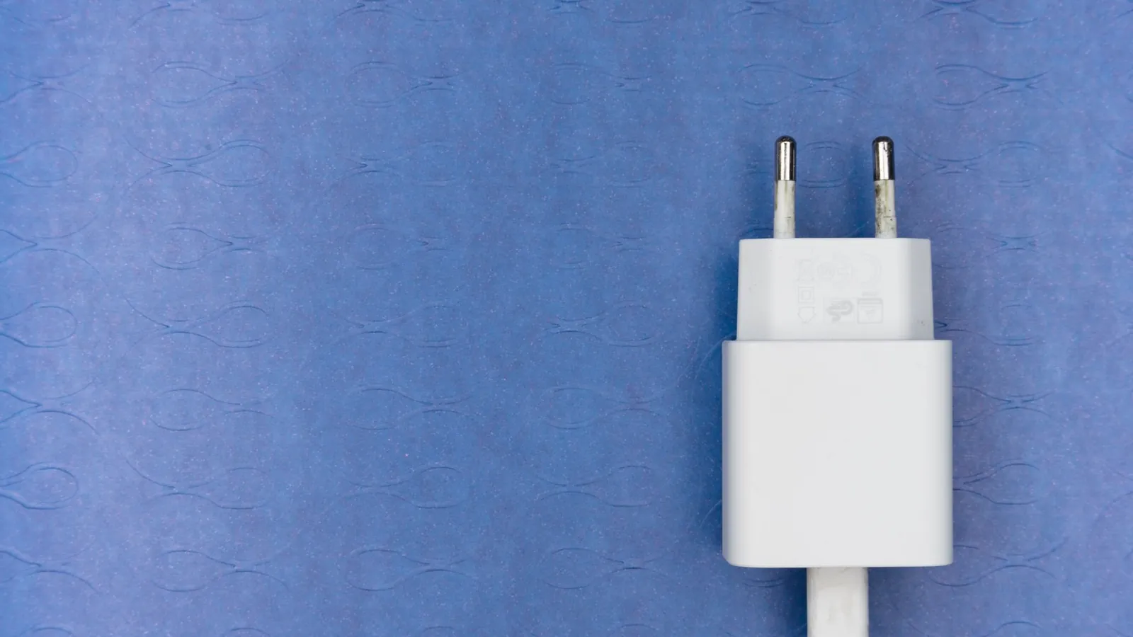 Cuktech 360W Charger Review: Is a Fan-Cooled Laptop Charger Worth It? — illustrative featured image